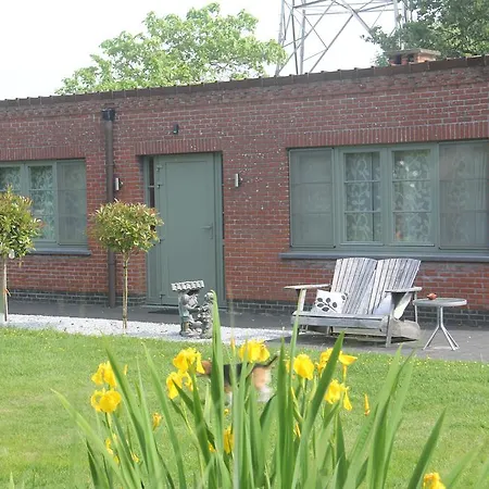 赫特科克斯内斯特斯海勒住宿加早餐旅馆 Schelle